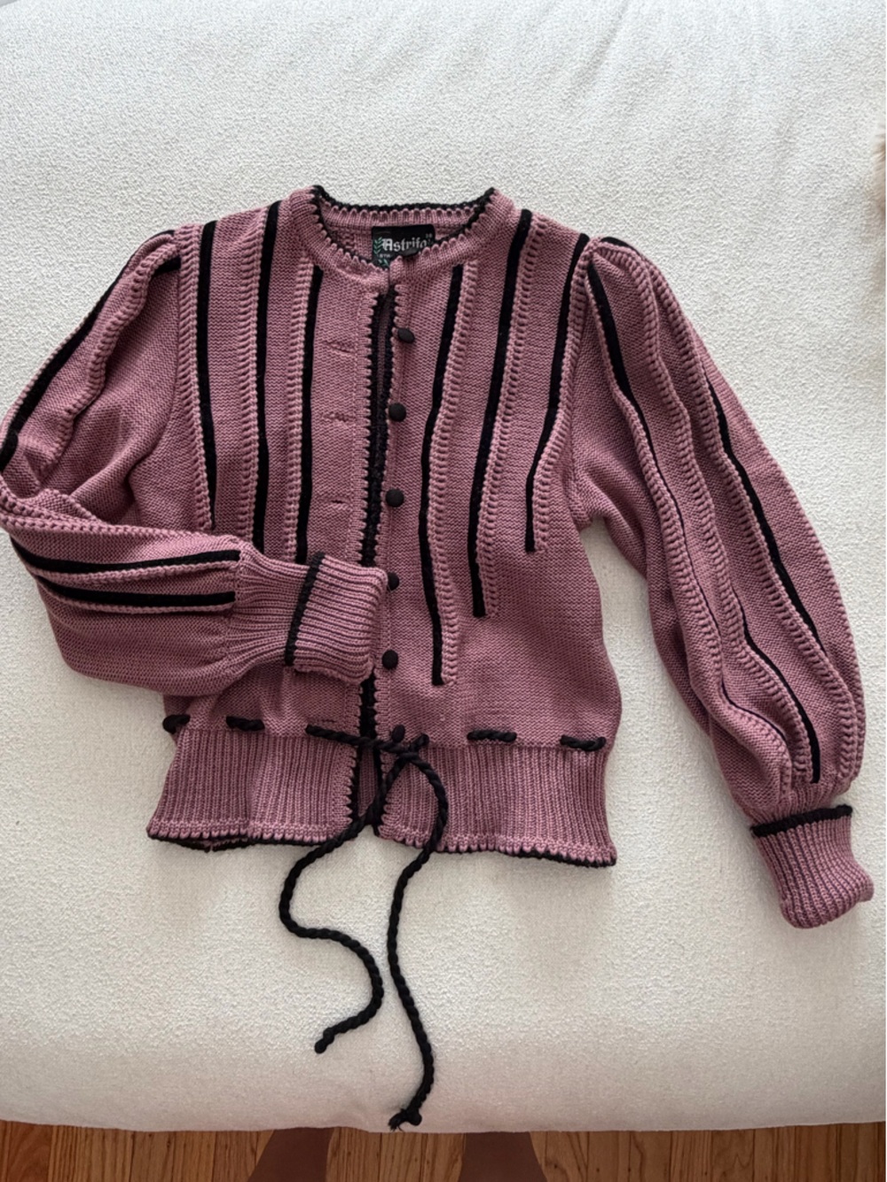 Vintage Wool Dusty Rose Knit Button-Up Sweater with Black Trim - Picture 3 of 5